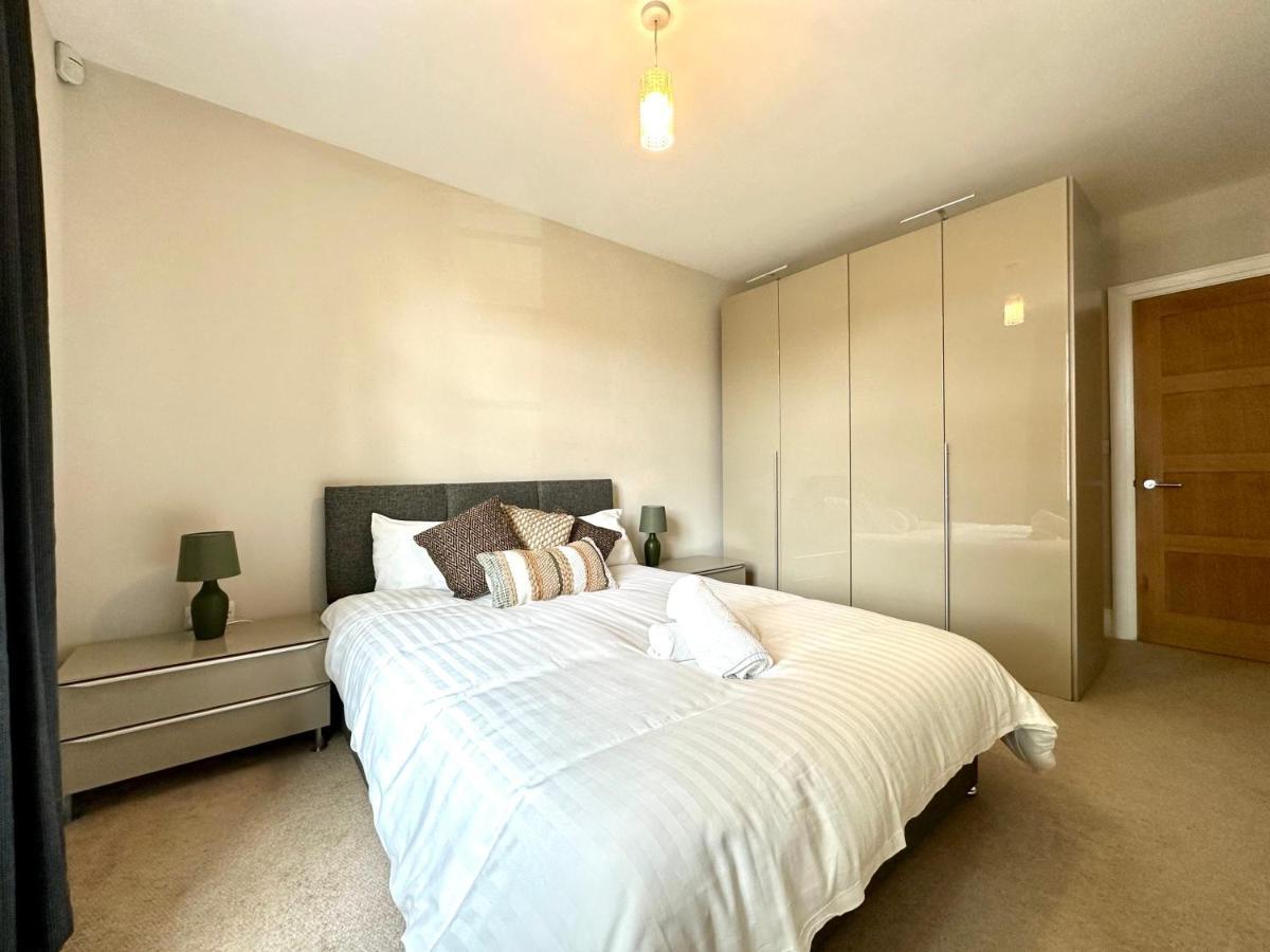 Desirable 2 Bedroom Apartment In Bicester That Sleeps 5 Zewnętrze zdjęcie