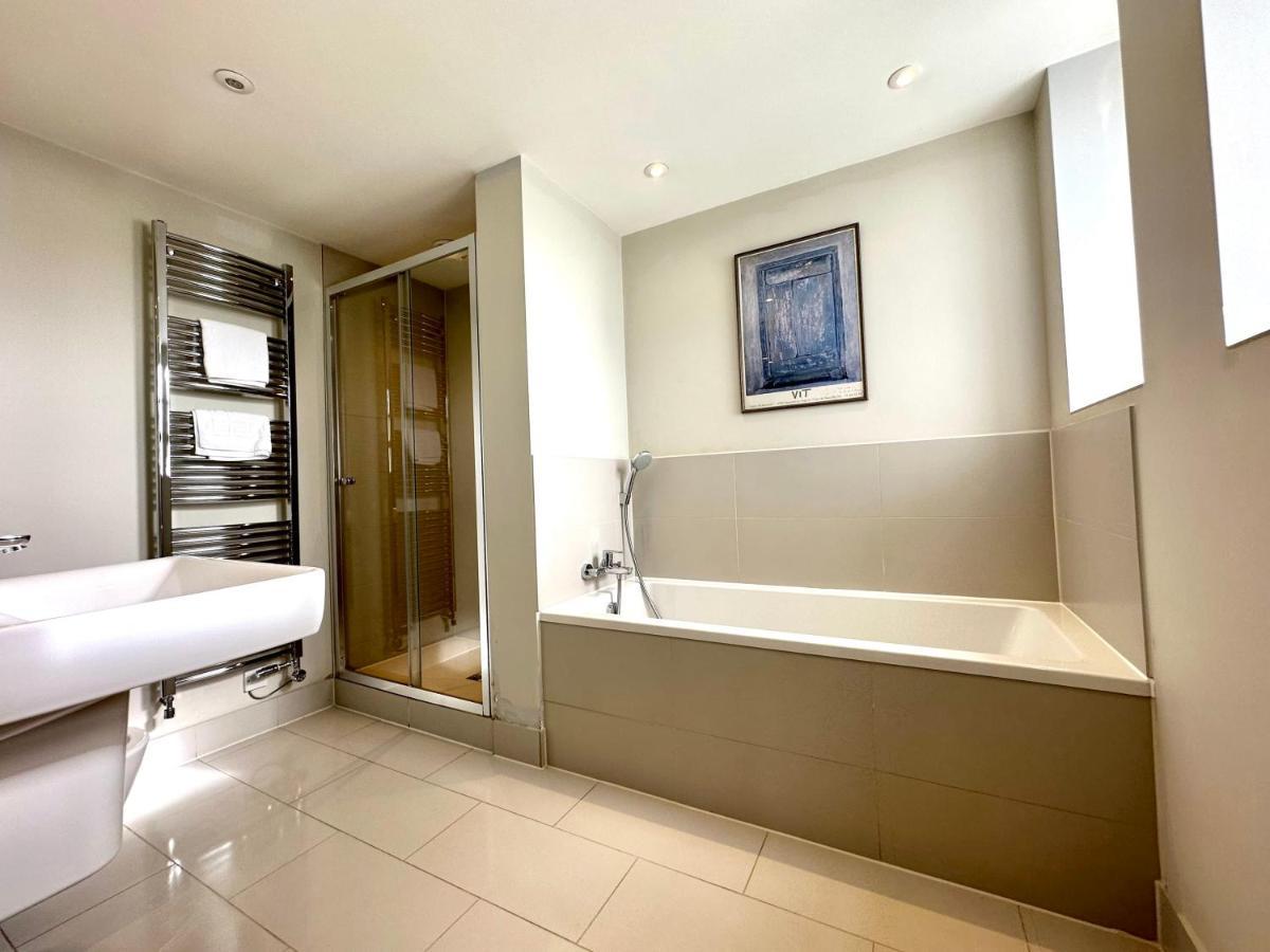 Desirable 2 Bedroom Apartment In Bicester That Sleeps 5 Zewnętrze zdjęcie